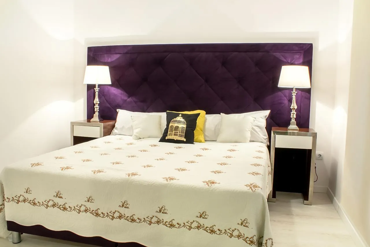 Santa Cruz Apartments Malaga 0*,