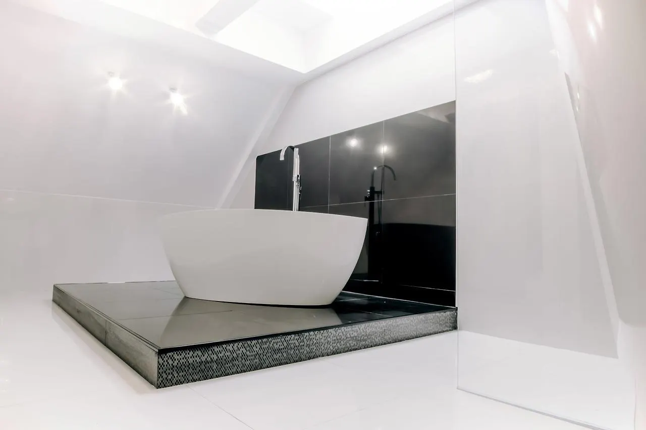 Santa Cruz Apartments Malaga